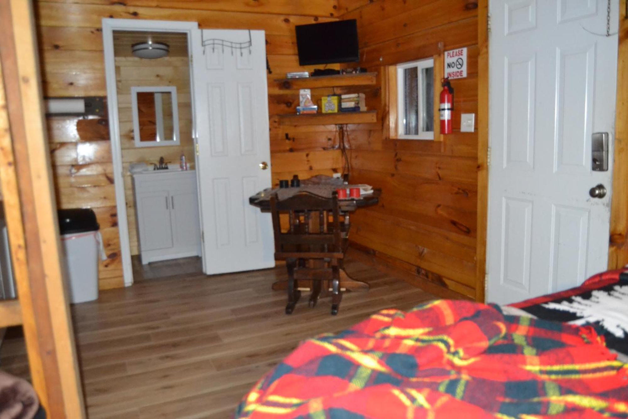 Holiday home Campfire Cabin, Red River Gorge, Ky, River Access & Views *