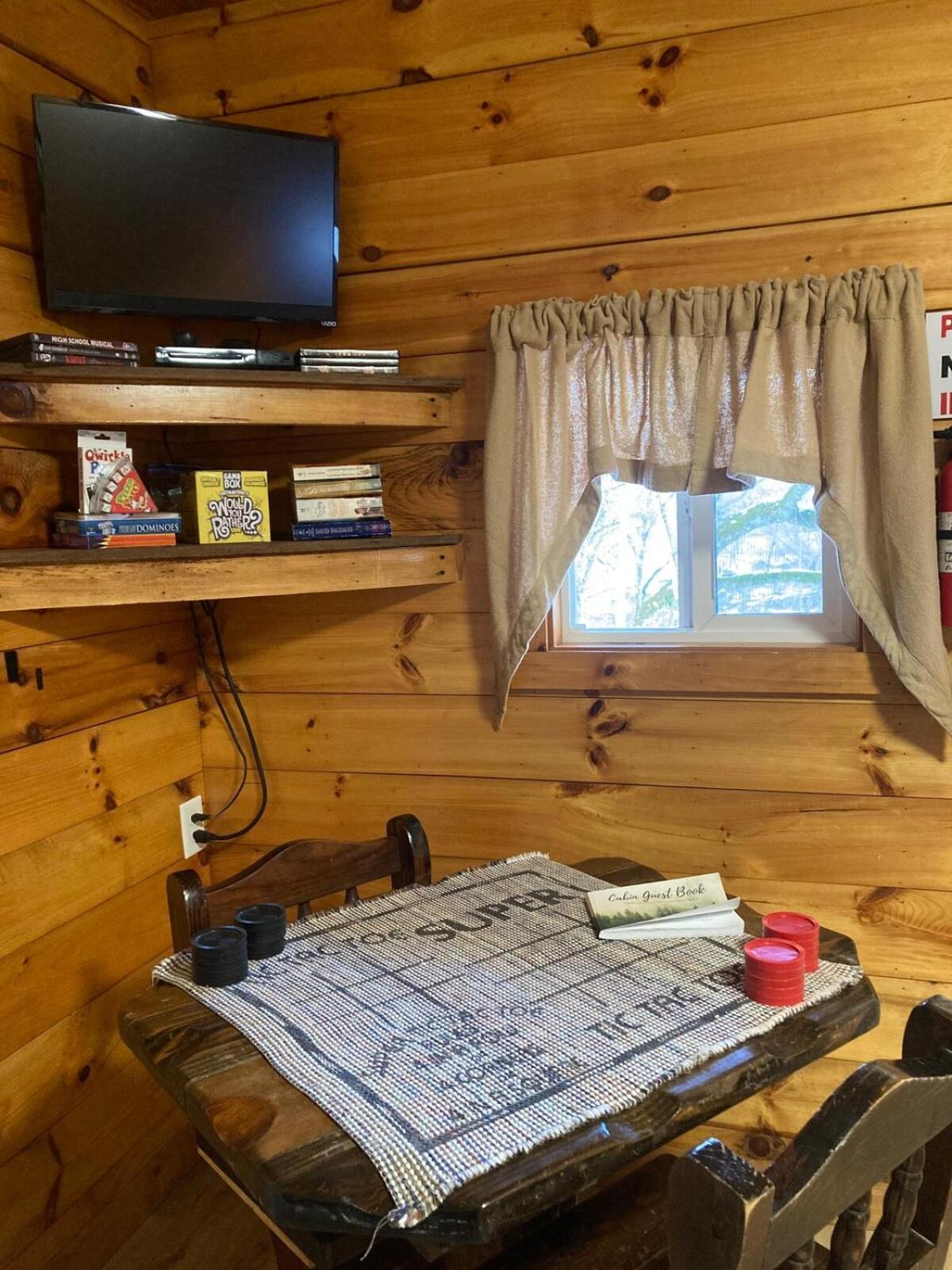 Campfire Cabin, Red River Gorge, Ky, River Access & Views